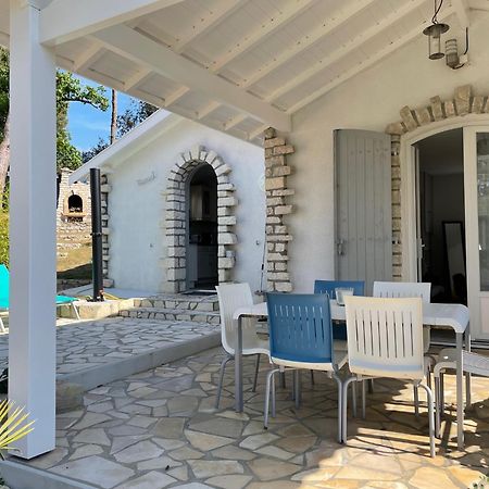 Adorable Petite Maison A 400M De La Mer Villa Saint-Georges-de-Didonne Exterior photo