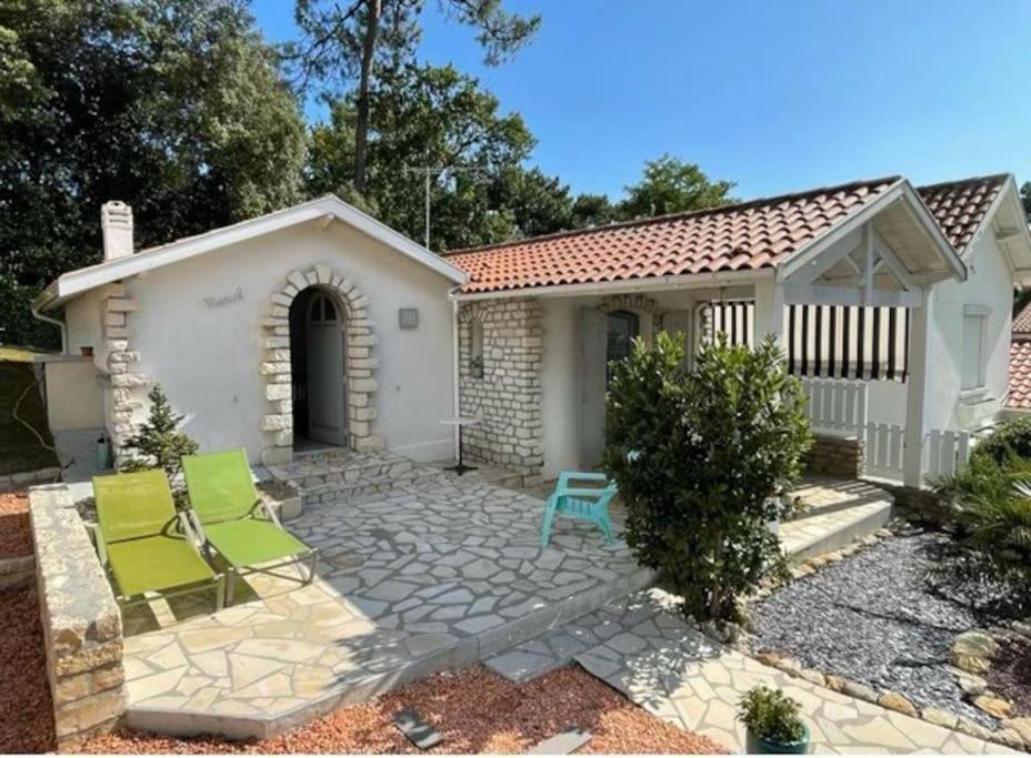 Adorable Petite Maison A 400M De La Mer Villa Saint-Georges-de-Didonne Exterior photo